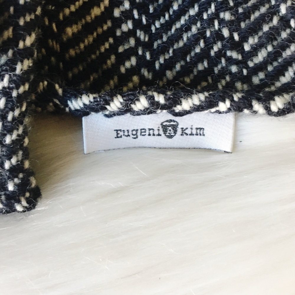 Eugenia Kim Oversized Barrette - Picture 4 of 4